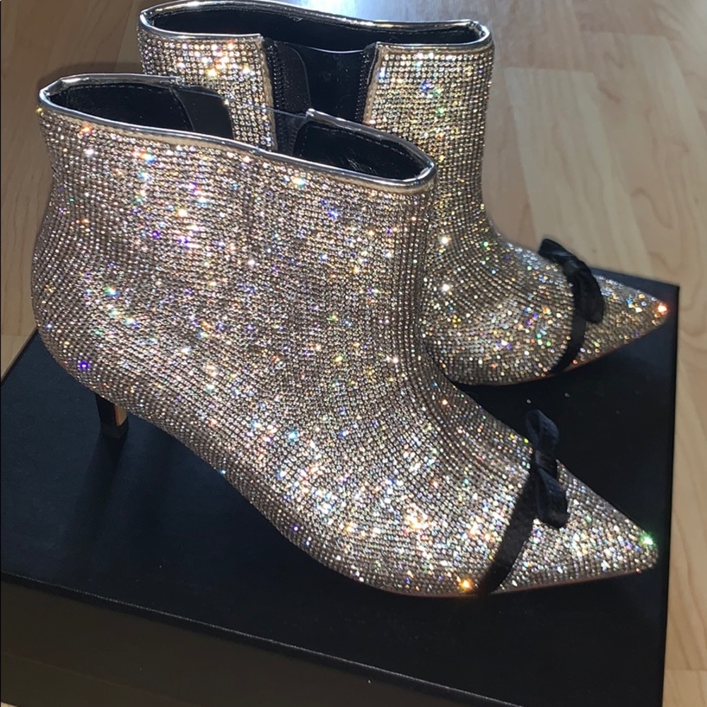 Boots - Picture 2 of 7
